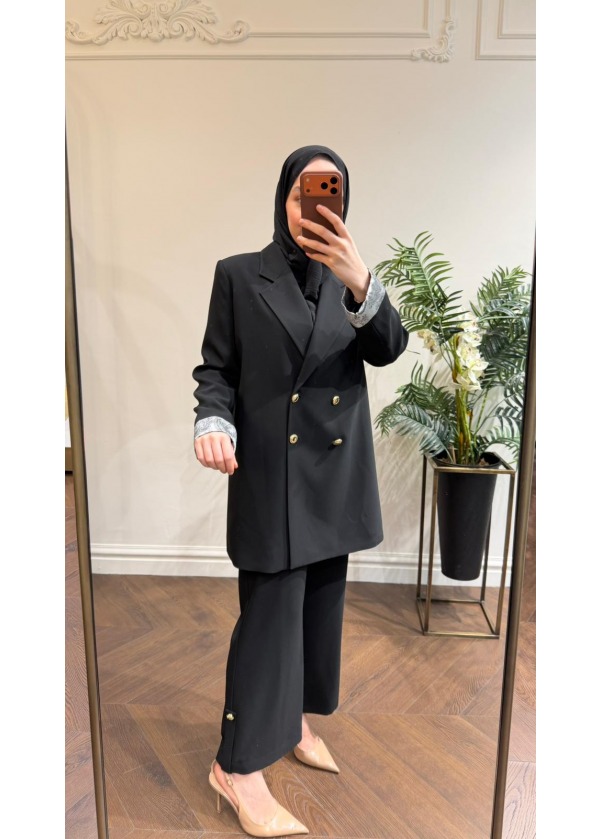 KOL DETAYLI CEKET TAKIM SİYAH